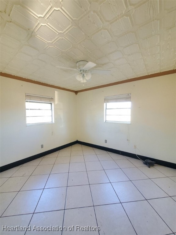 Foto del edificio - 3214 Dolphin Dr