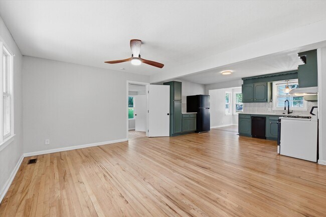 Foto del edificio - 7725 Robinson St