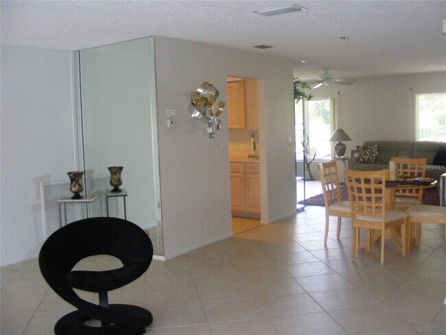 Foto del edificio - 9010 41st St N