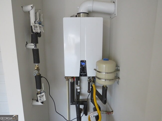 Building Photo - 2304 Grape Vine Wy