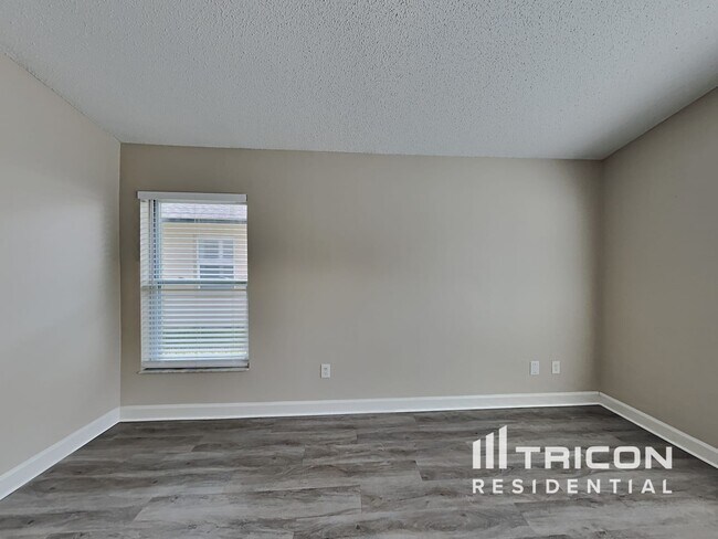 Foto del edificio - 7902 Oakstone Ct