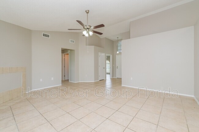 Building Photo - 3373 St Vincent Terrace