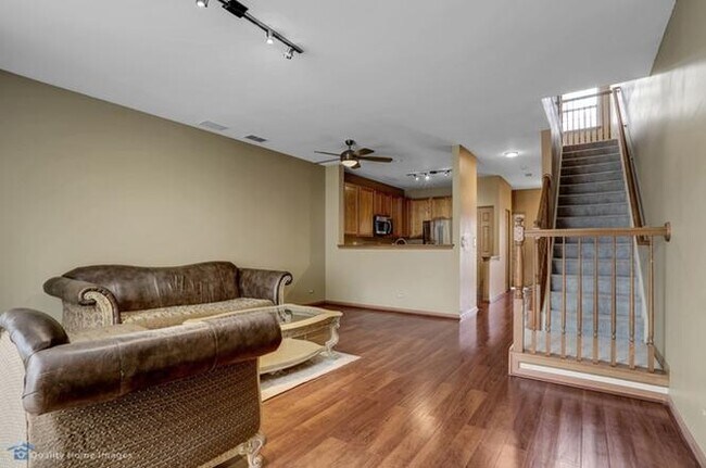 Foto del edificio - 2410 Oneida Ln