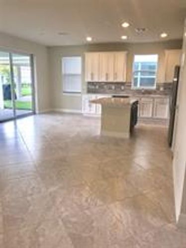 Building Photo - 1054 Banyan Dr