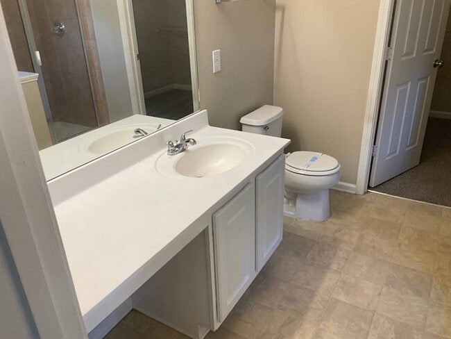 Building Photo - 3280 Sable Trl