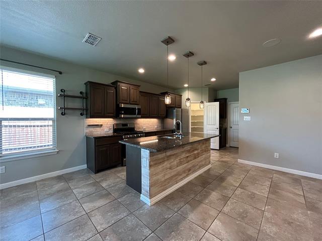 Building Photo - 1105 Spanish Needle Trail