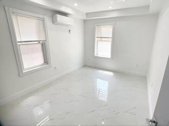 Foto del edificio - 1414 East 28th
