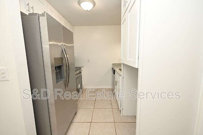 Foto del edificio - 141 Fernery Rd