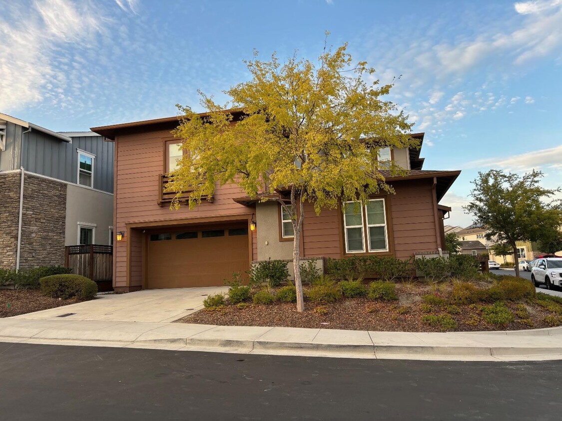 Foto principal - 7374 Diamond Mountain Rd