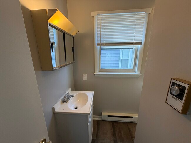 Foto del edificio - 148 N Church St