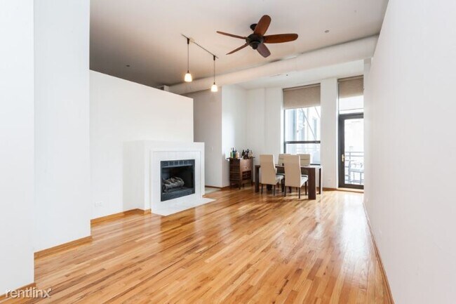 Foto del edificio - 2 br, 1 bath Condo - 900 S Michigan Ave 61...