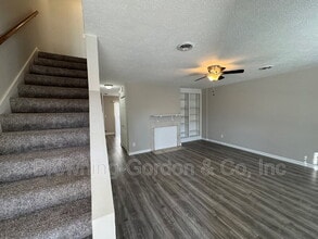 Building Photo - 319 Timberway Cir