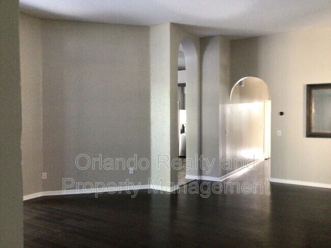 Building Photo - 2533 Ridgewind Way