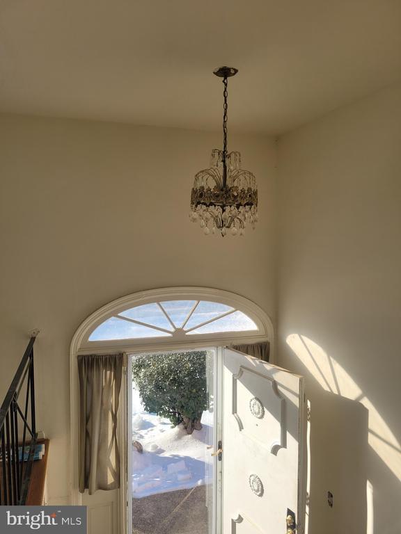 Building Photo - 100 Essenton Dr