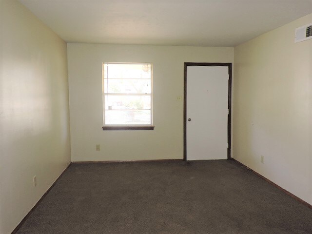 Building Photo - 2954 Cherry Rd