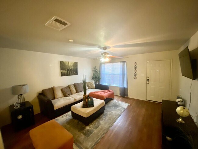 Foto del edificio - 6404 Temora Loop