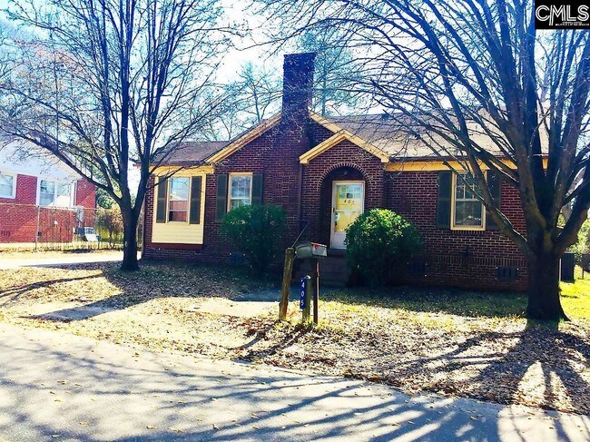 Building Photo - 405 Poplar St