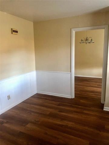 Building Photo - 2709 Highwood Dr