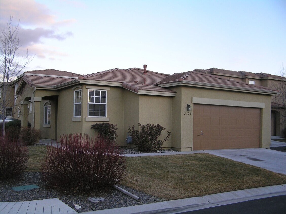 Foto principal - Very nice one level home in D'Andrea Sparks
