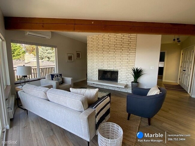 Building Photo - 4 br, 3 bath House - 18215 3rd Pl SW