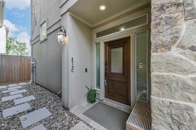 Foto del edificio - 4515 Lillian St