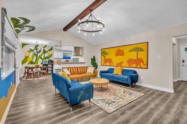 Foto del edificio - 11011 Sagewillow Ln