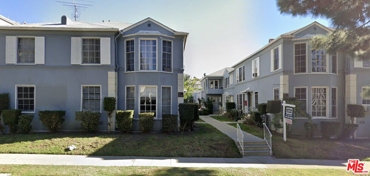 Foto principal - 460-460 1/4 Kelton Ave