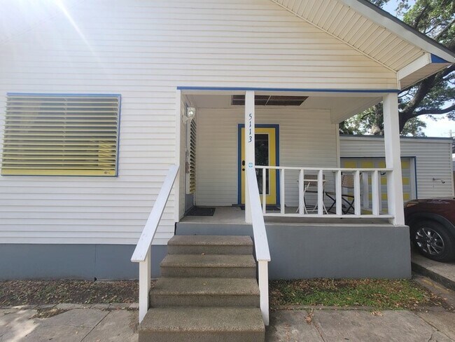 Foto del edificio - 5113 Avenue R