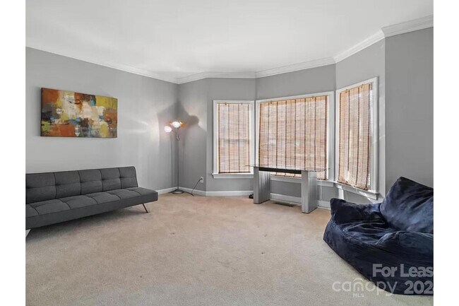 Foto del edificio - 9102 Laurel Ridge Trail