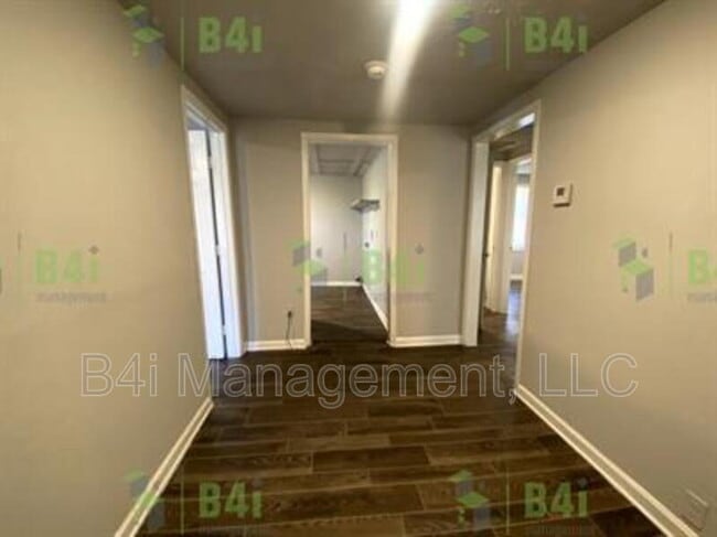 Foto del edificio - 8012 Green St