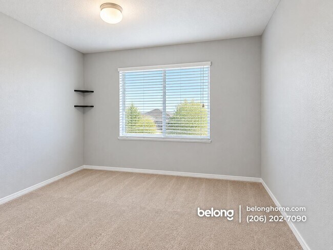 Building Photo - 3632 152nd St SE