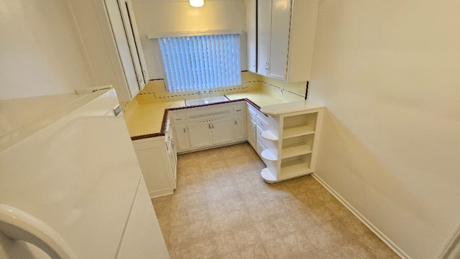 Building Photo - 4221 Los Feliz Blvd