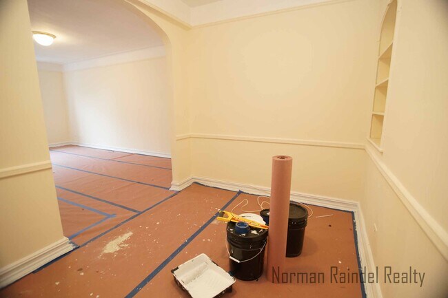 Foto del edificio - 1565 E 14th St
