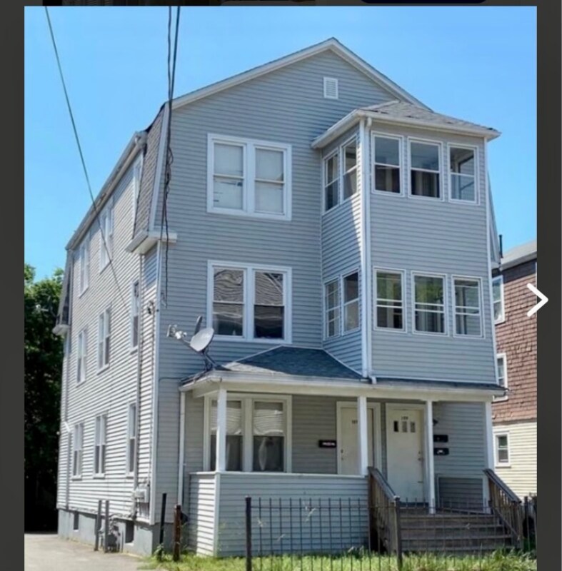 109 Martin St Unit 2nd Floor, Hartford, CT 06120 Room for Rent in