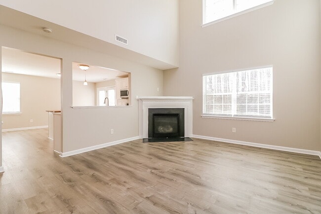 Building Photo - 1421 Cairo Way