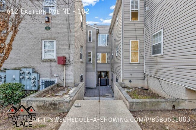 Foto del edificio - Renovated apartment with Wifi included. FI...