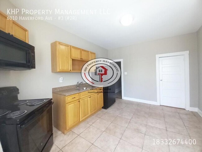 Foto del edificio - ONE MONTH'S RENT FREE! Wonderful 1 Bedroom...