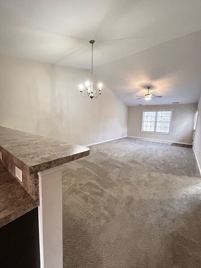 Foto del edificio - 12 Jackmia Way