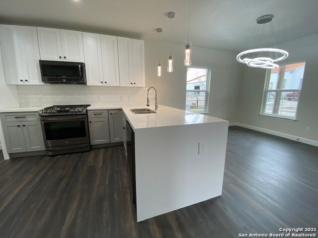 Foto del edificio - 716 Florida St