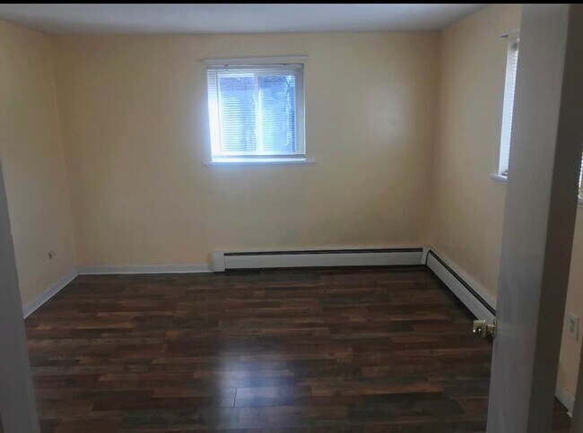 Foto del edificio - 8 Bryon Rd