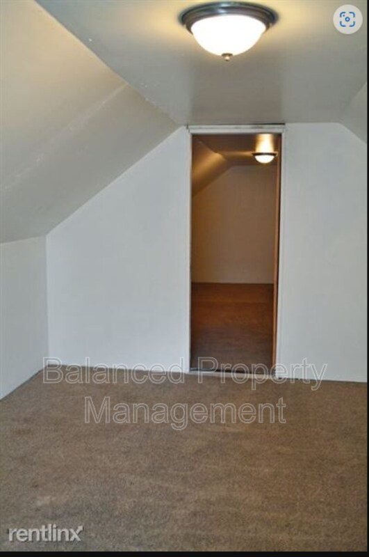 Foto del edificio - 2440 SE Illinois Ave