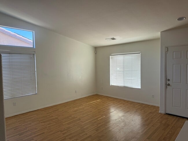 Building Photo - 83302 Tropical Whisper Ct