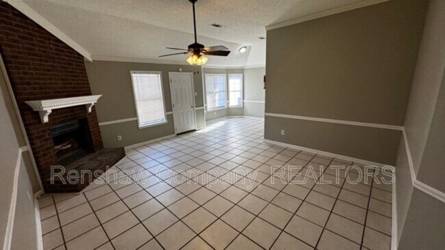 Foto del edificio - 4584 Tracy Lynn Dr