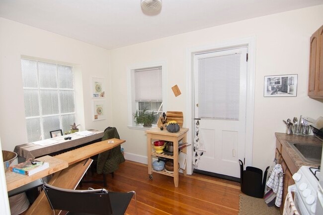 Building Photo - 36 Highland Ave
