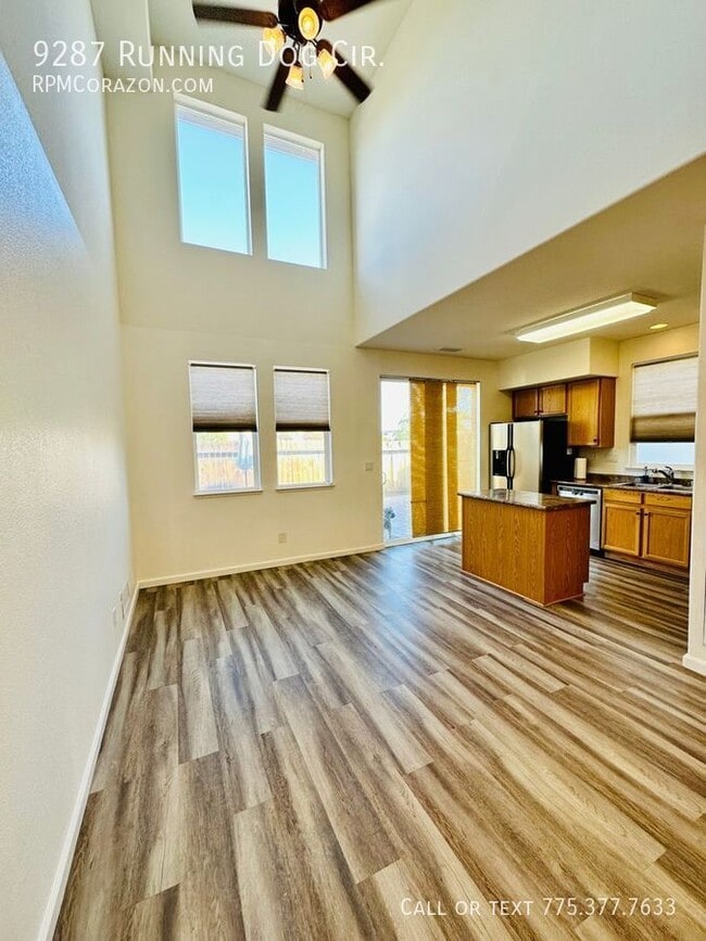 Building Photo - 9287 Running Dog Cir