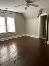 Building Photo - 213 W Hickman St