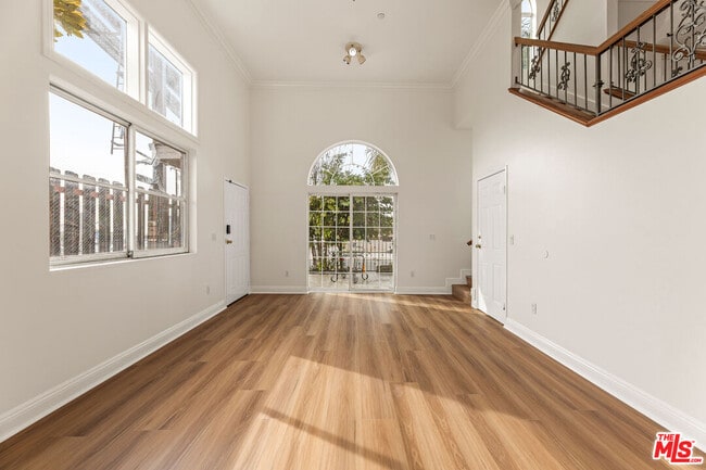 Foto del edificio - 11738 Valley View Ave