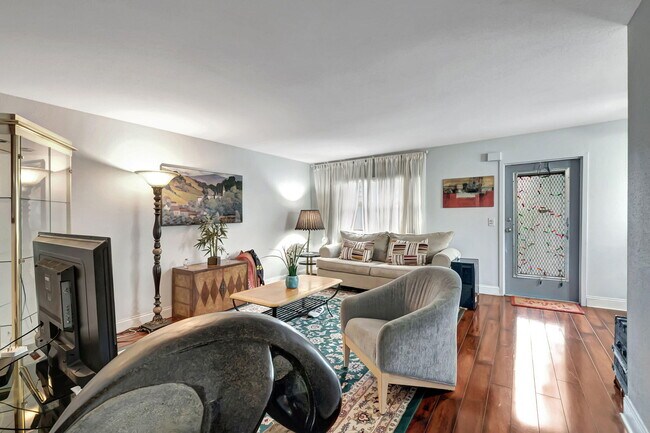 Foto del edificio - 288 Tuscany Ln