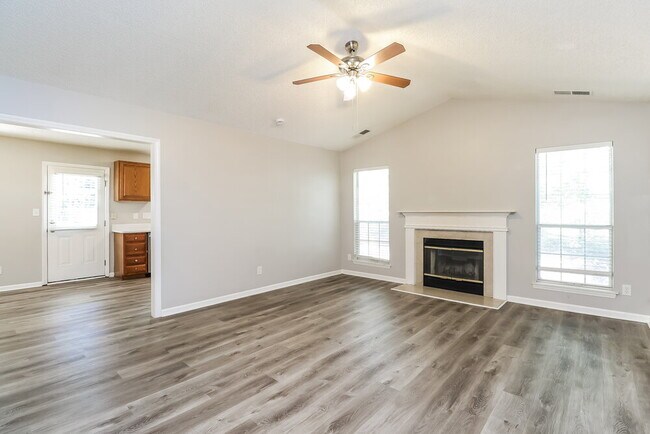 Foto del edificio - 2601 Clarencefield Dr