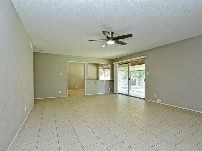 Foto del edificio - 10514 Cooper Hill Dr